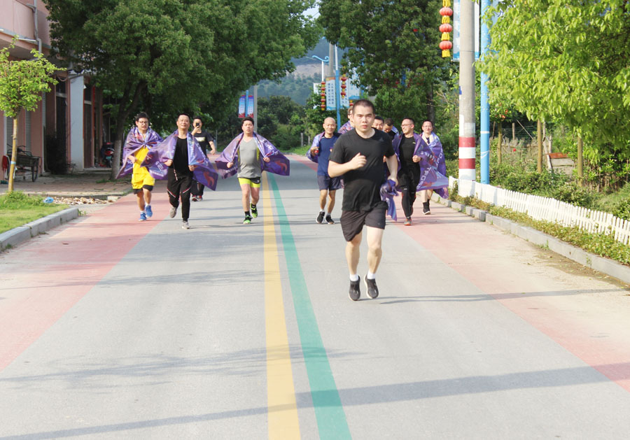 1555918536444095318.jpg 11.jpg