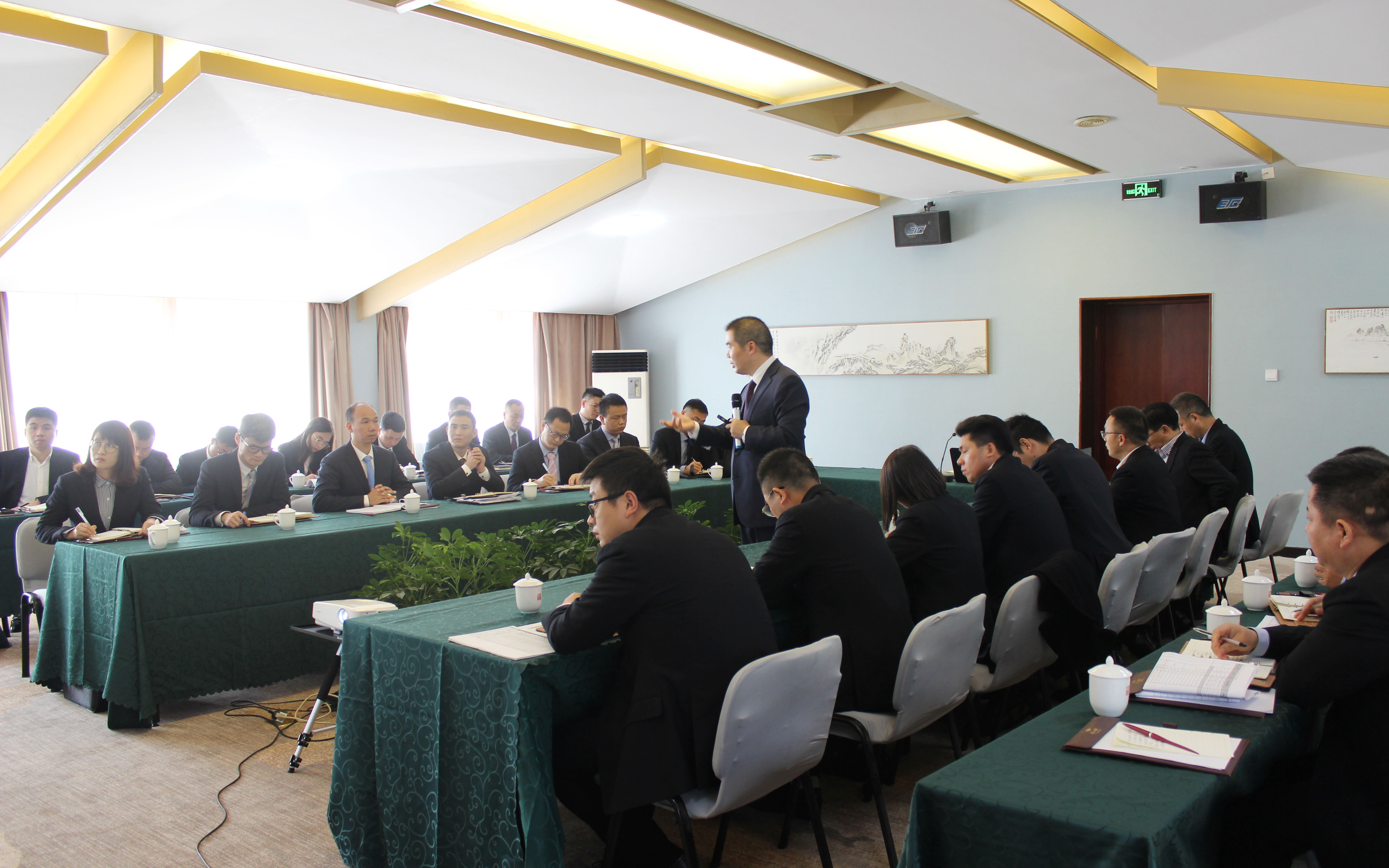 管理干部要戒貪、戒急、戒躁