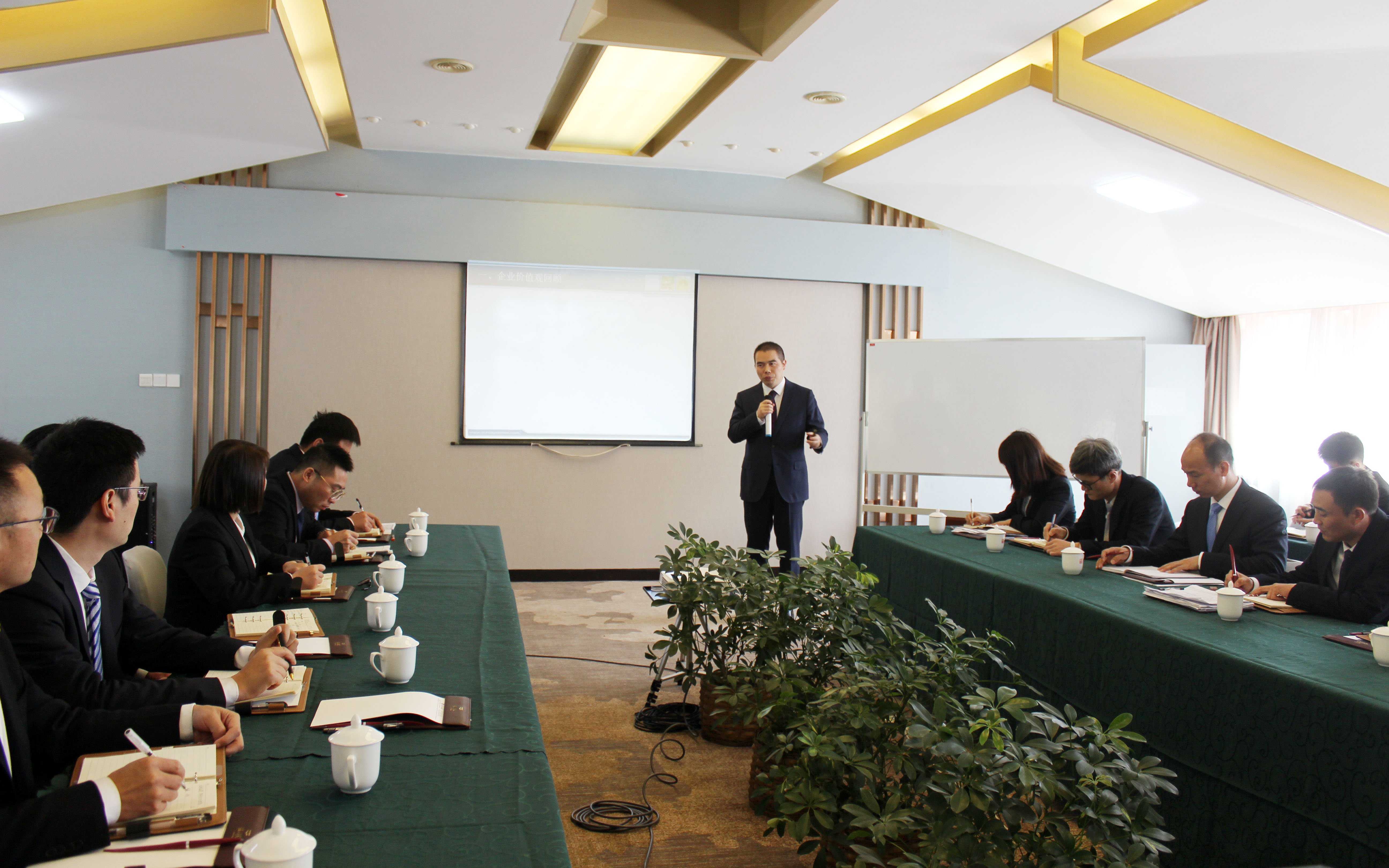 盯緊目標(biāo)、使命必達(dá)