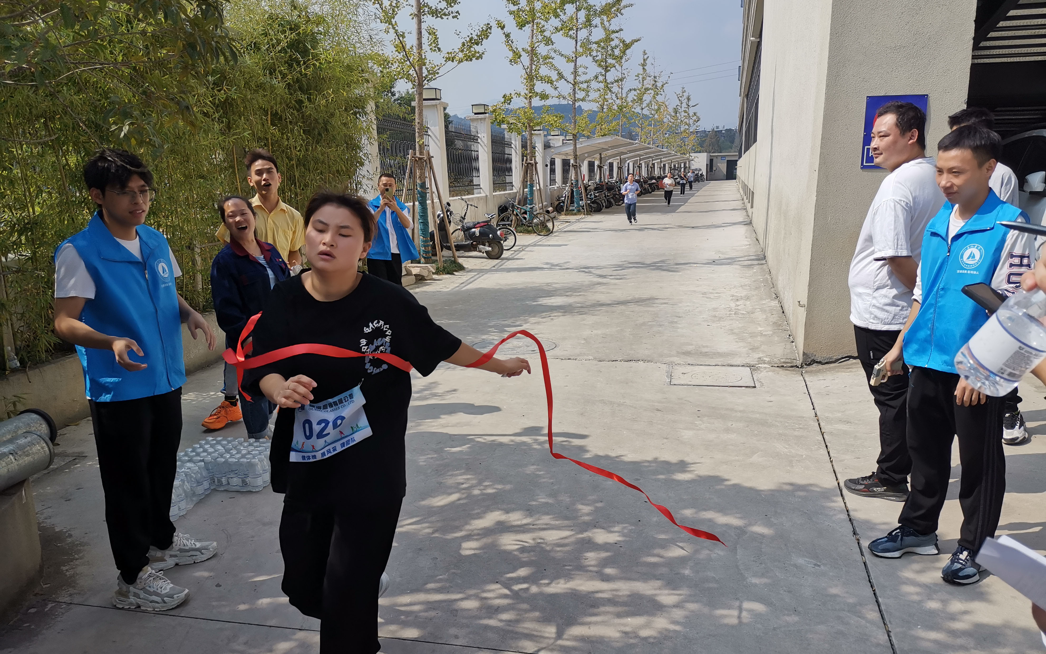 1666598568156095240.jpg 1666598568156095240.jpg