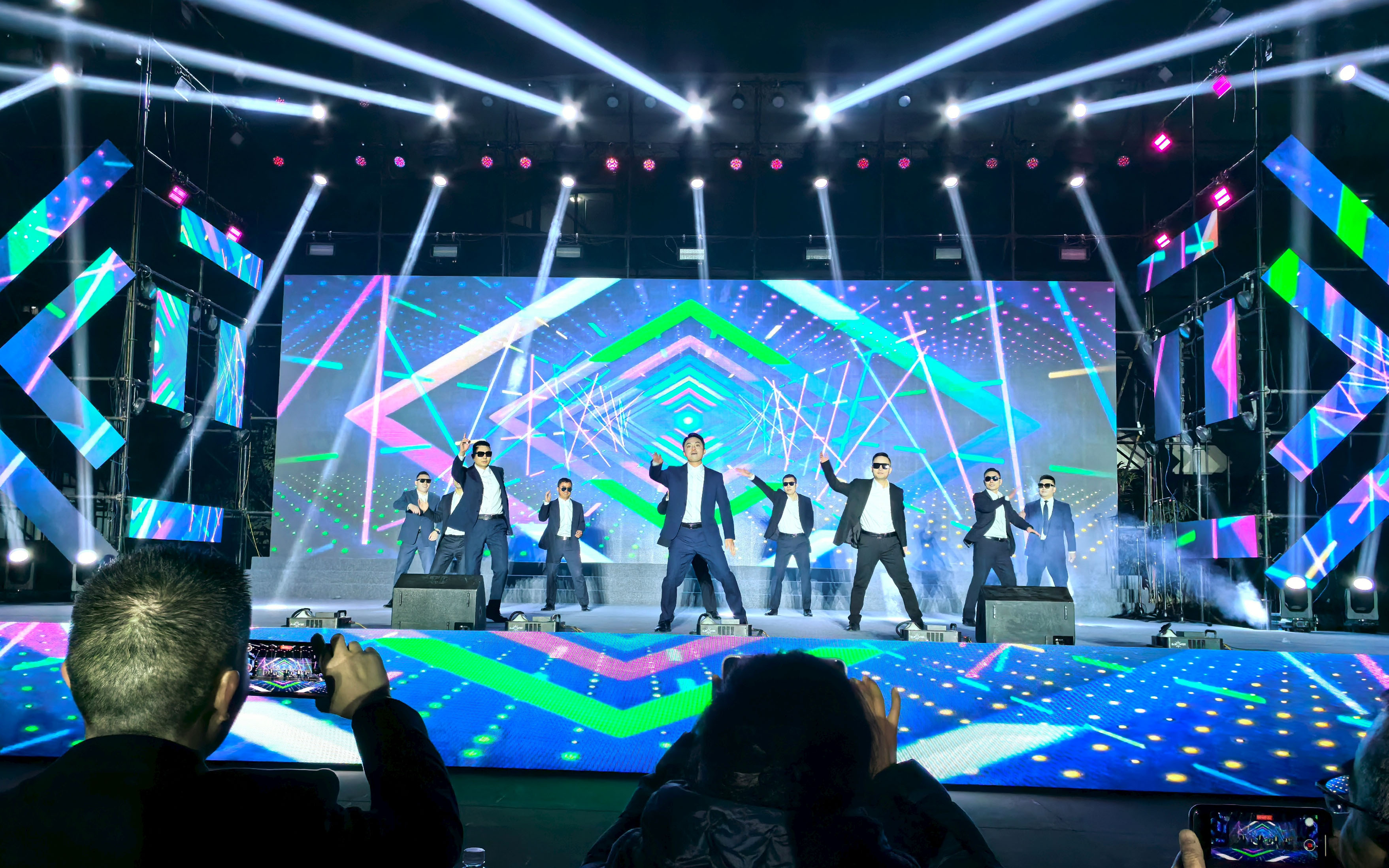 1735949700348014587.jpg 1735949700348014587.jpg