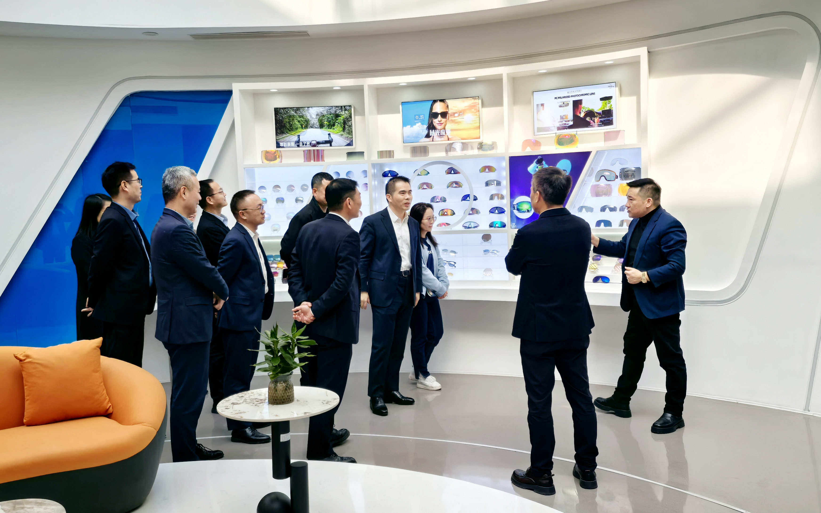 1736578365330020959.jpg 1736578365330020959.jpg