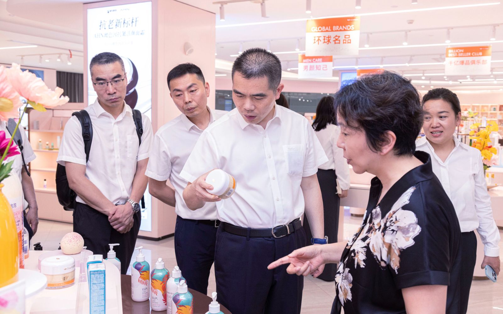 1748048718107009390.jpg 1748048718107009390.jpg